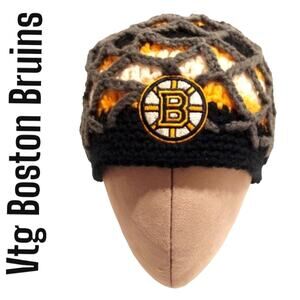 Vintage 90's Boston Bruins Beanie Goalie unisex Puck Beanie Hat NHL Crochet